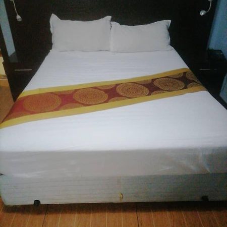 White City Inn Gaborone Dış mekan fotoğraf