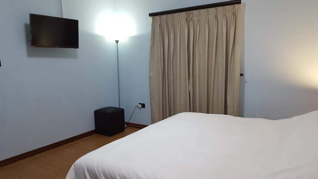 White City Inn Gaborone Dış mekan fotoğraf
