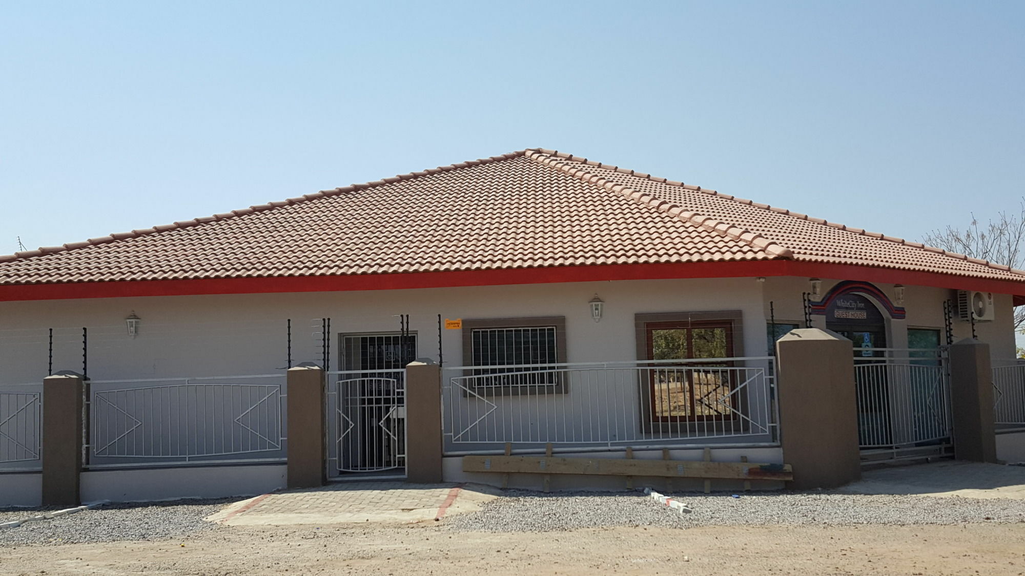White City Inn Gaborone Dış mekan fotoğraf